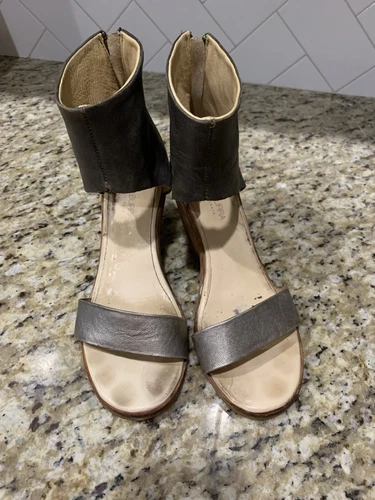 Sandali Koolaburra By UGG misura 6 5 punta aperta tacco a blocco marrone