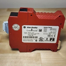 Allen-Bradley 440R-W23221 Safety Relay MSR330PGr1 24VDC