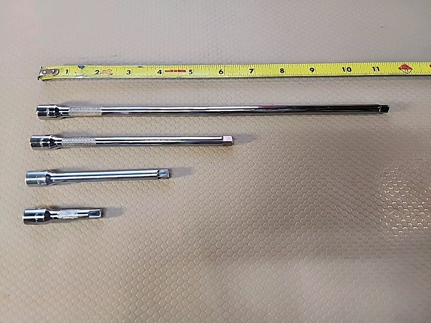 SNAP-ON TOOLS 4 PIECE 1/4 DRIVE AND 3/8 DRIVE IMPACT EXTENSIONS