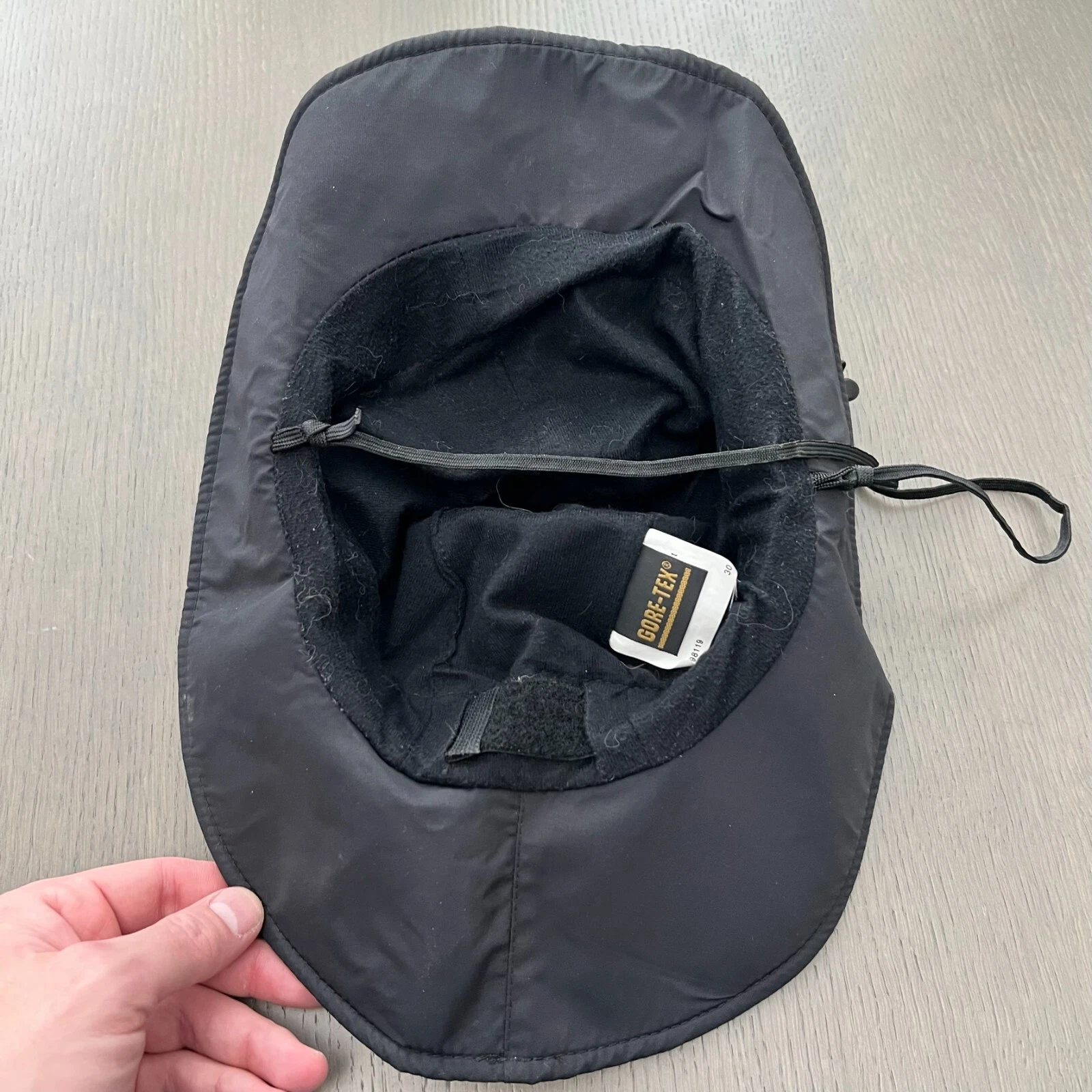 outdoor-research vintage outdoor sombrero gtx goretex logo rain hat cap 