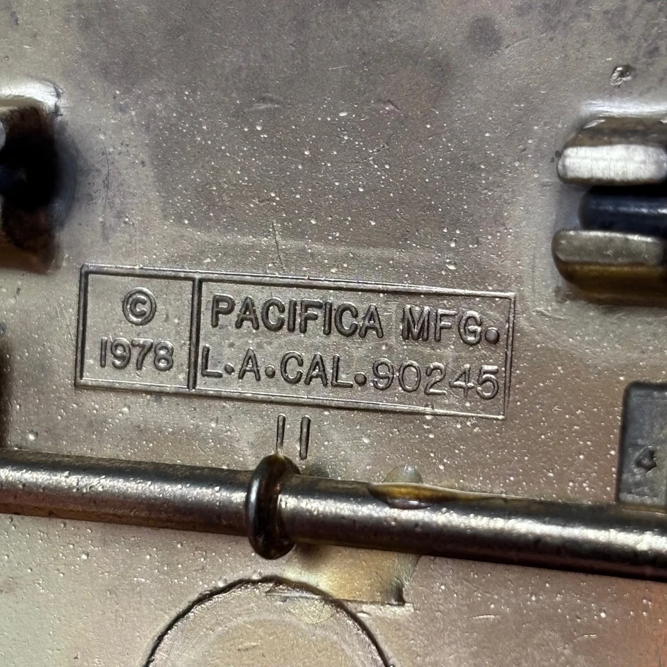 1978 Pacifica KANSAS Belt Buckle Classic Rock Band Holographic Western Style - Image 4 of 4