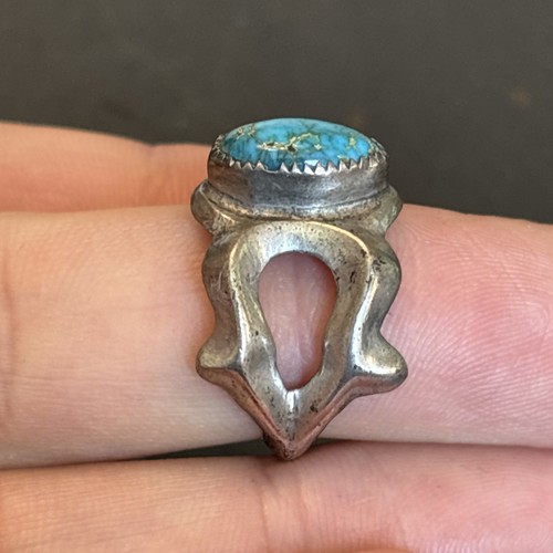 Navajo Tufa Cast Sterling Silver Ring Statement Natural Turquoise Size 8 - Picture 8 of 17