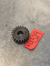 John Deere 4115 Tractor PTO Gear  LVU800638