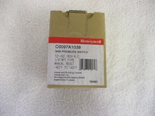 NIB HONEYWELL Gas Pressure Switch     C6097A1038