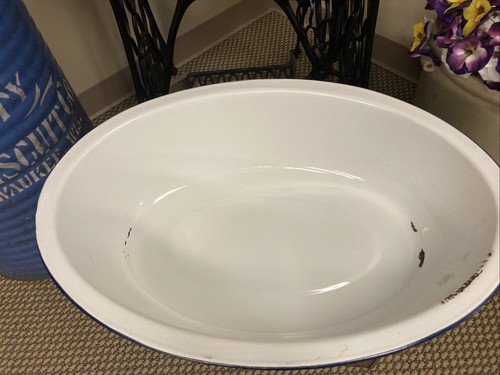 Large Enamel Ware Tub Basin Oval Wash Bowl 25 1/2 White Blue Baby Bath Farmhouse - Picture 7 of 24