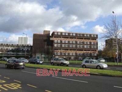 PHOTO  COUNCIL HOUSING - CHERVIL RISE DECK ACCESS FLATS DATING FROM AROUND 1969
