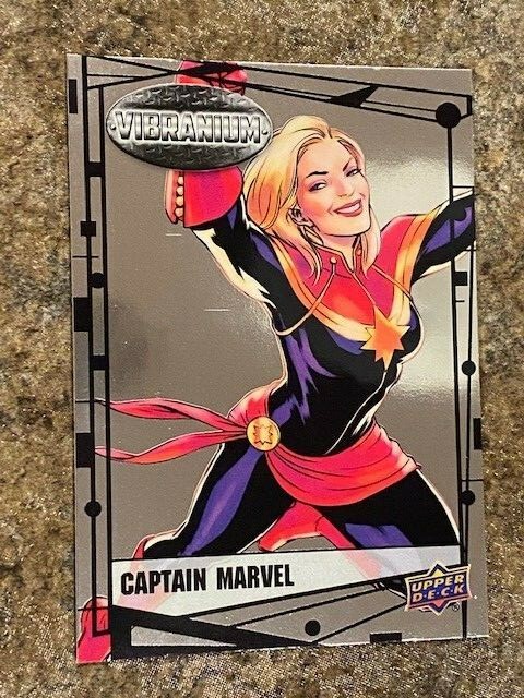 2015 Marvel Vibranium Base Chrome #02 #2 CAPTAIN MARVEL Combo Shipping😍💥*