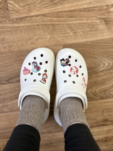 Crocs White Comfort Clog Women's Size 8 Slip-On Flat Heel Rubber Casual Shoe