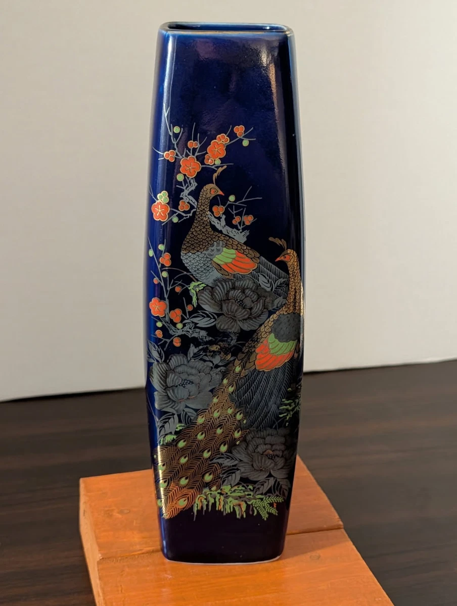 Porcelain & Pottery Blue Vintage Original Antique Japanese Vases