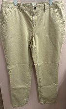 A New Day Women s Stretch Khaki Pants Size 12 Straight Leg Work Casual EUC