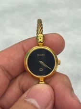 Gucci Bangle Watch Women'S 2700L Immovable