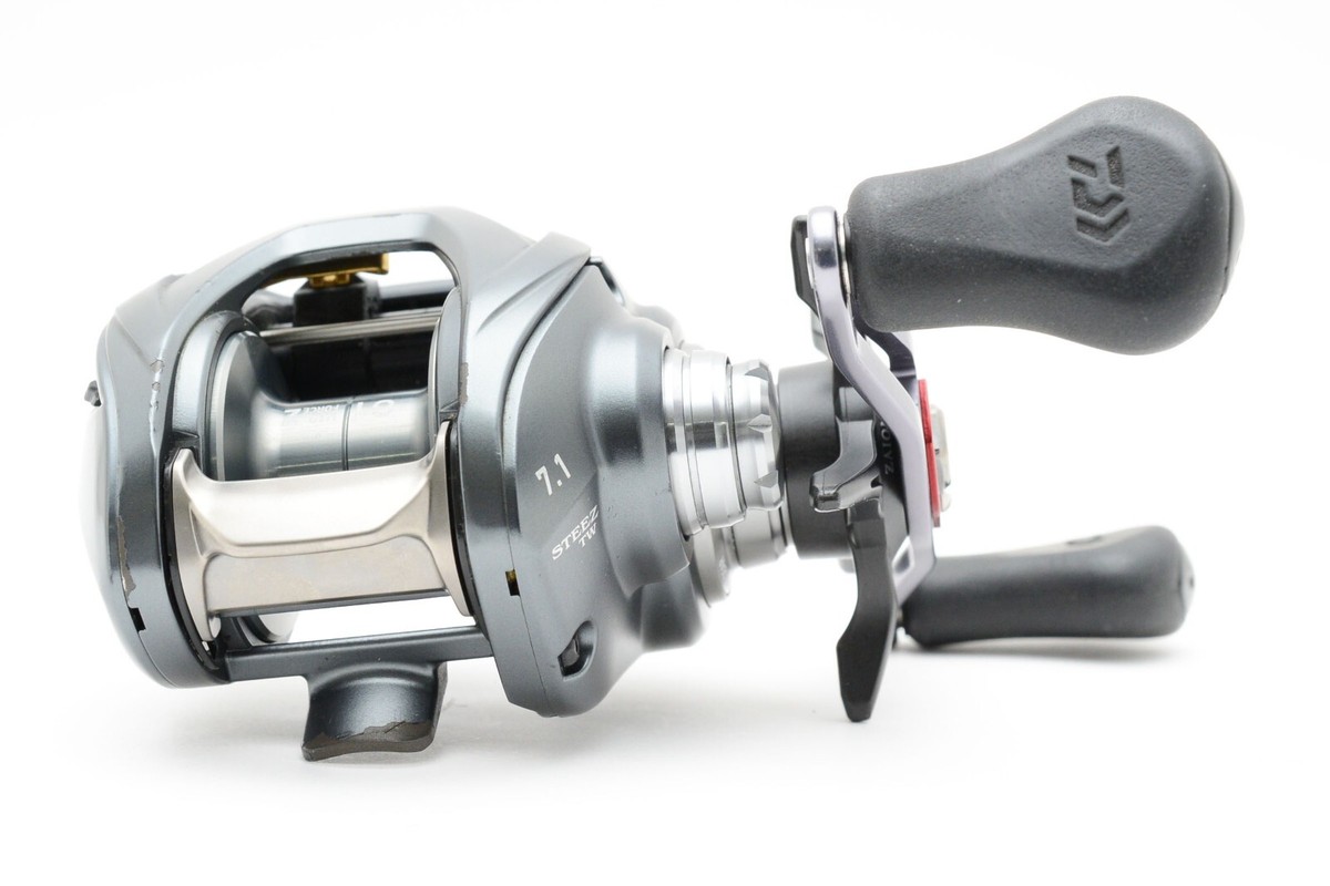 Daiwa 17 STEEZ A TW 1016SH Right Baitcasting Reel Excellent Daiwa 17 STEEZ A TW 1016SH Right Baitcasting Reel Excellent