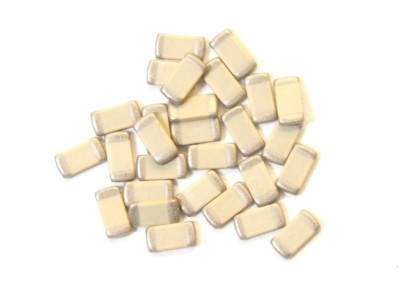 10x 270pF 10% NP0 NPO Case 1206 SMD Keramik Kondensatoren / Ceramic Capacitors