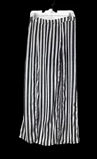 Fun & Flirt Skirt XL Maxi over Mini Shorts Black White Striped Zip Woman's