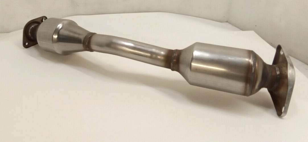 ゆん Exhaust Universal Catalytic Converter N/CA/RK102168-CHN-1 12/15