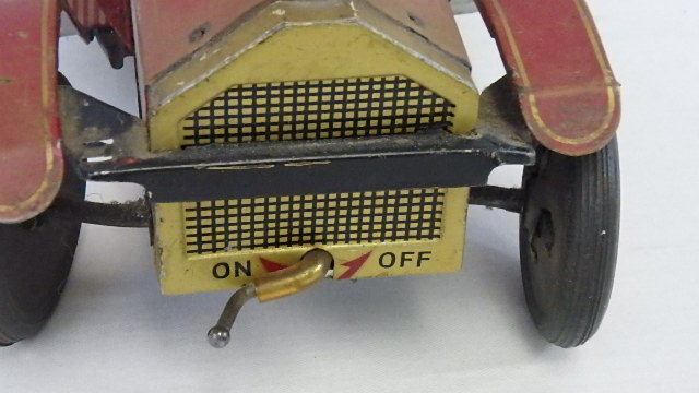 VINTAGE TRADE MARK Y OF JAPAN GRANDPA CAR BATTERY OPERATED TIN TOY