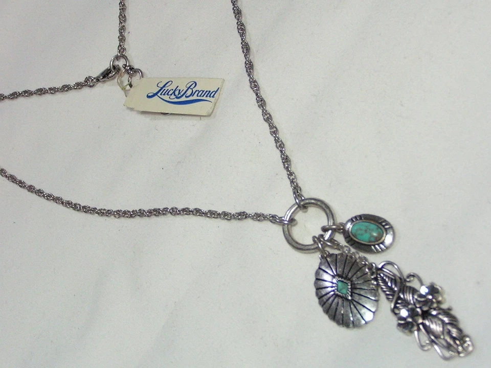 ...LUCKY BRAND...Collar Colgante Tono Plata, Imitación Vidrio Turquesa Dijes... Foto 2 de 4