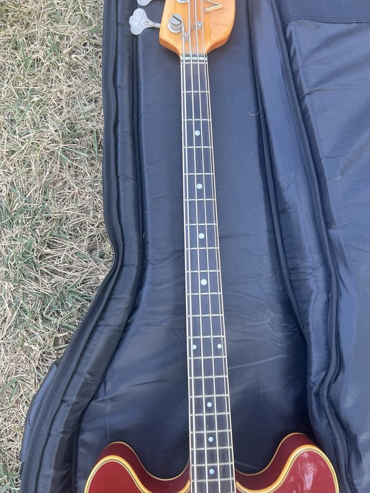 VOX SIDEWINDER IV BASS CHERRY 1967-68 DE COLECCIÓN con estuche Foto 4 de 4