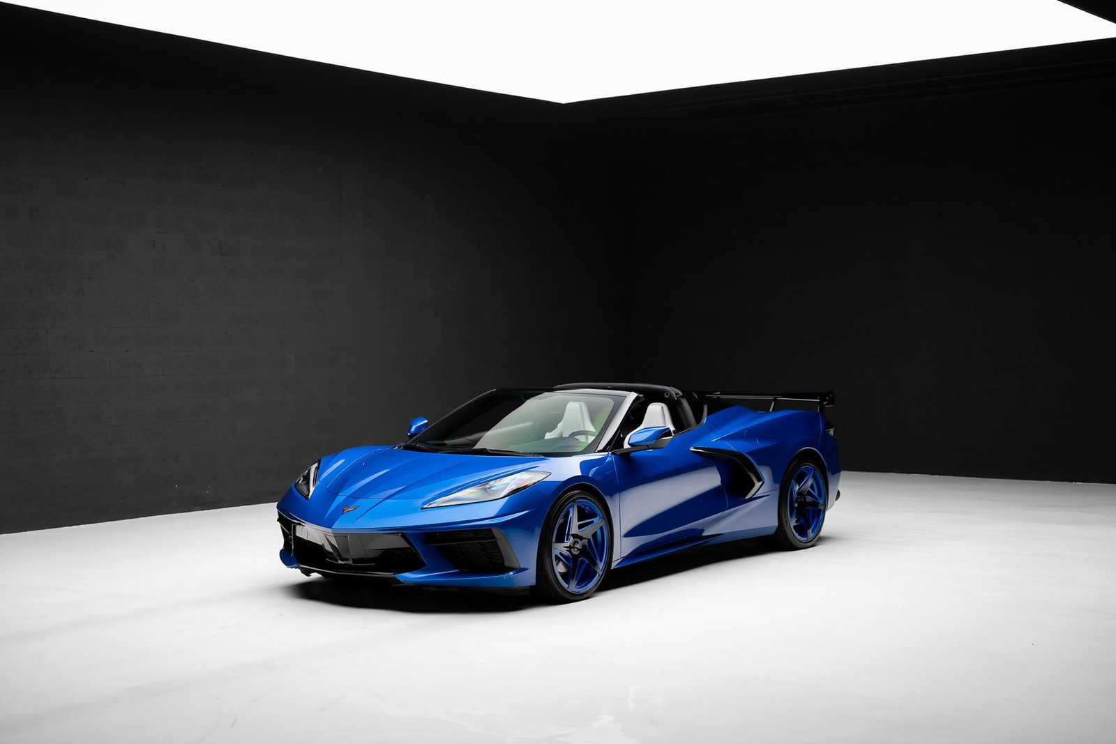2020 Blue Metallic Chevrolet Corvette   | C8 Corvette Photo 6