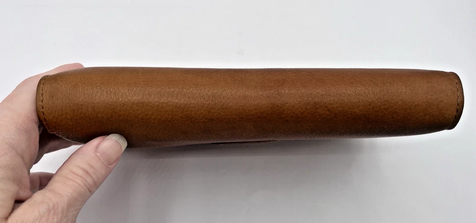 Cartera organizadora/con cremallera alrededor de cuero Wilson's de colección MUJERES marrón camel Foto 4 de 4