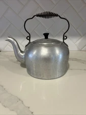 Antique Kettle Wear-Ever Tea Pot Coiled Wire Handle & Lid large Aluminum TACU