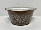 Vintage Pyrex Woodland 473-B Casserole Dish And Lid CLEAN NICE FREE SHIPPING