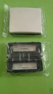 LEGRAND SAGANE 86500 - 865 00 - PLEXO BLANC - Doigt interrupteur Poussoir