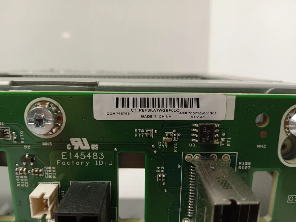 HP ML350 G10 2.5" 8 Bay Hard Drive Cage and Backplane 874978-001 765758-001 - Image 4 of 4