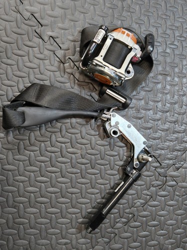 2015-2017 Ford Mustang GT 5.0 Passenger Front Right Seat Belt Assembly OEM - Picture 10 of 11