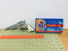 Vintage Hubley Texan Jr. Toy Pistol cap gun with box RARE