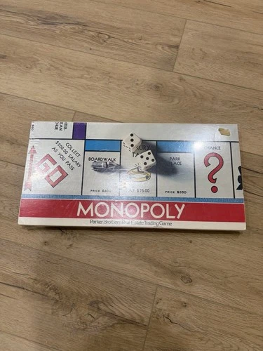 Vintage 1970 Parker Brothers MONOPOLY Board Game No. 9 - NEW & SEALED In Plastic