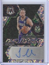 Joe Ingles 2022-23 Panini Mosaic Autographs Fast Break Disco Auto #FB-JOE Bucks