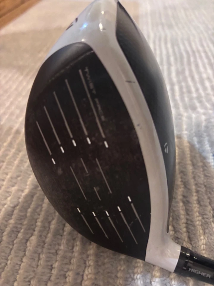 TaylorMade SIM 2 Max-D Driver 12° Driver Right-Handed w/ Titliest Headcover - Image 3 of 4