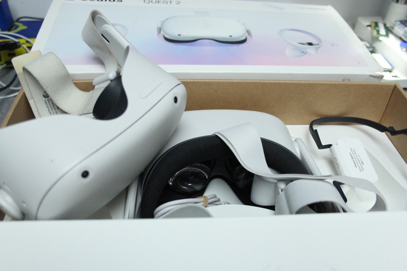 2 x Meta Quest 2 256GB - Headsets ONLY, Faulty - Free Postage