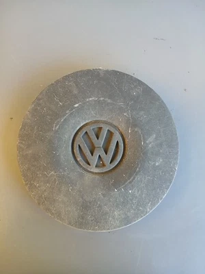 VW Transporter T4 / Enjoliveur de roue / 7d0601151a - Photo 1/3
