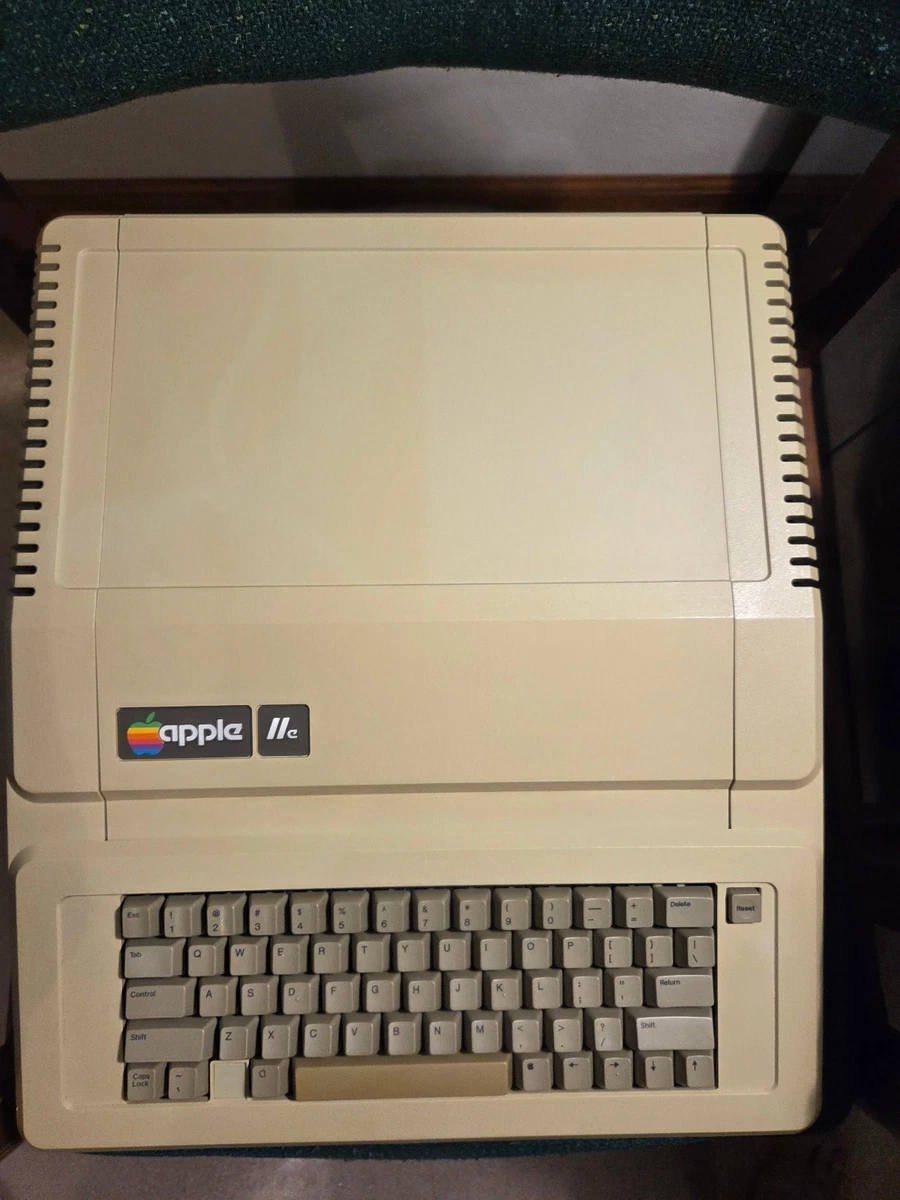 Apple IIe 後期モデル　本体 Apple IIe 老式电脑和大型机| eBay