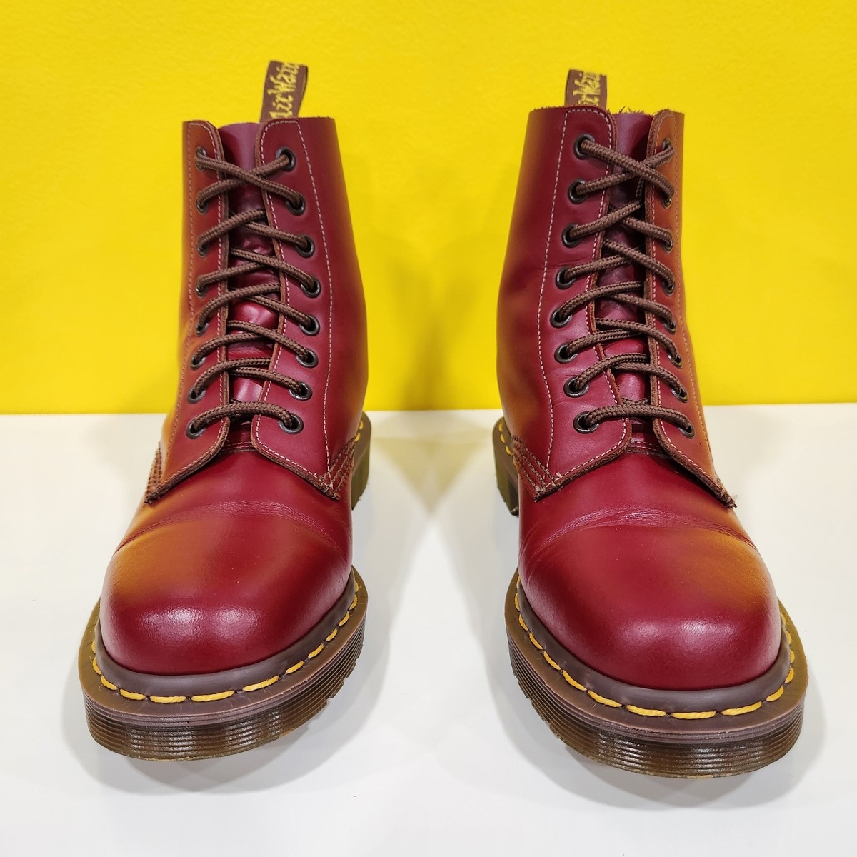 靴 MIE Dr.Martens 1460 Vintage UK9 England 1460 Vintage Made in England Lace Up Boots in Black | Dr
