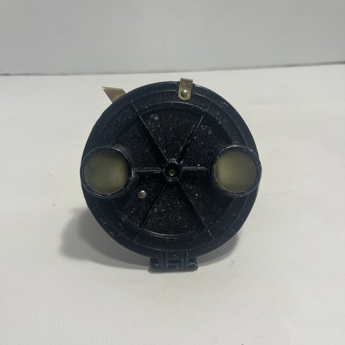ViewMaster | 1938 First Edition Model A Viewer with 2 Rivets and Large Lenses - Picture 2 of 6