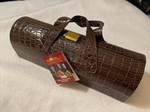 Picnic Plus Wine & Beverage Carrier. Carlotta Clutch. NWT