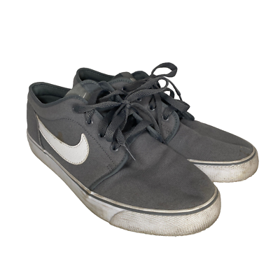 nike toki low
