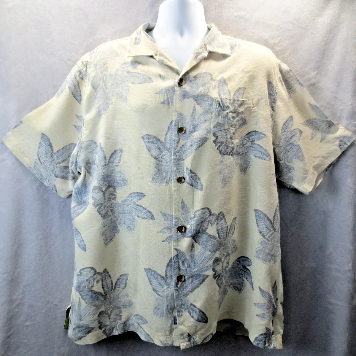 Tommy Bahama Shirt Mens XL Blue & Gray 100% Silk Floral Hawaiian Reverse Print