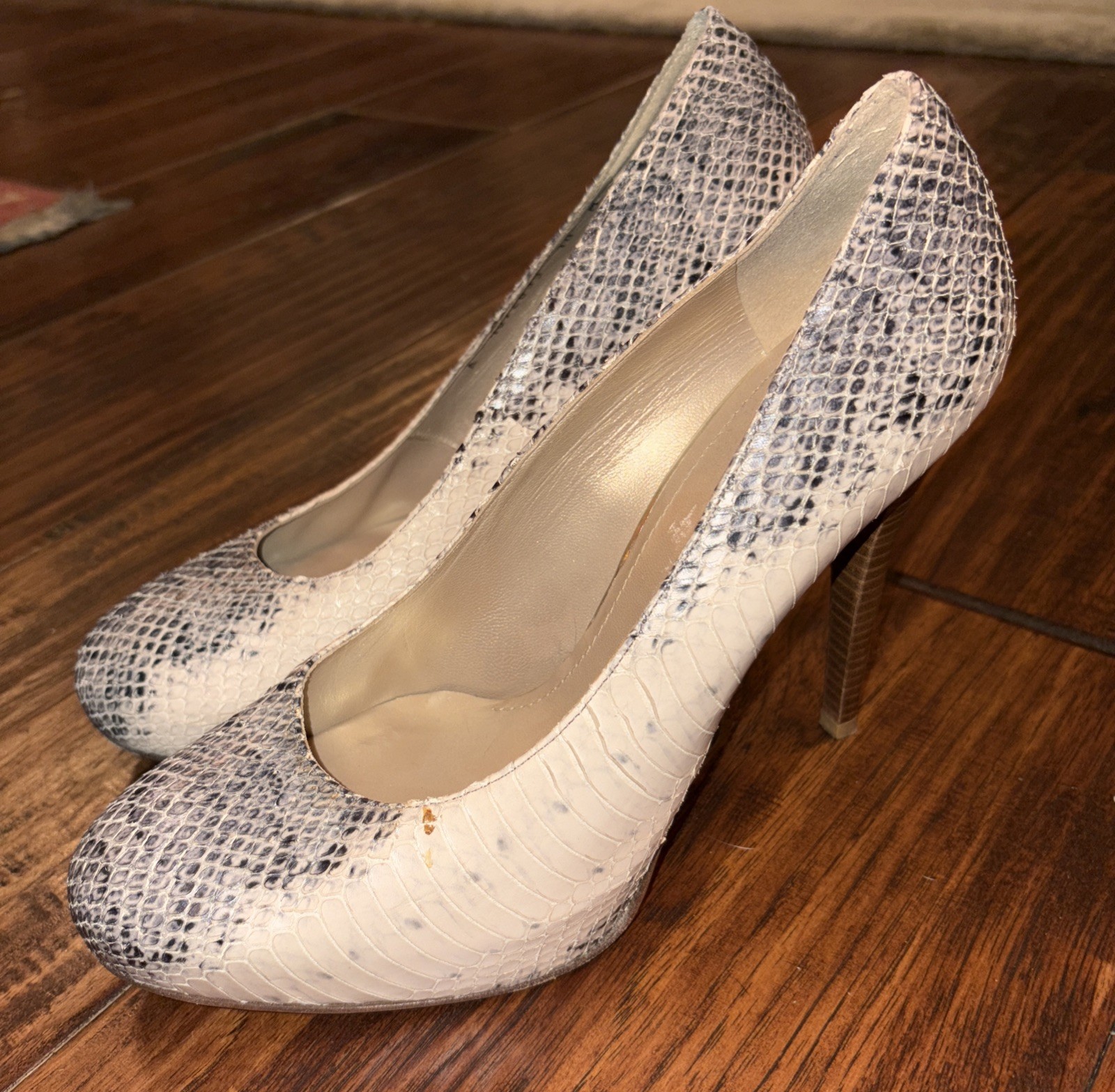 Stuart Weitzman python snake leather cream and gr… - image 3