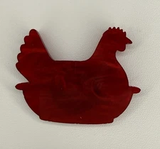 Plastic Acrylic Hen on Nest Chicken Red Pearlescent Magnet