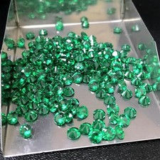 2mm Round Cut Green Emerald Faceted Loose gemstones - 5 PCS