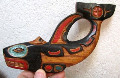 Hand Carved Tribal style Wood Orca Whale Wall plaque, 9 x 5.5 inches, decor