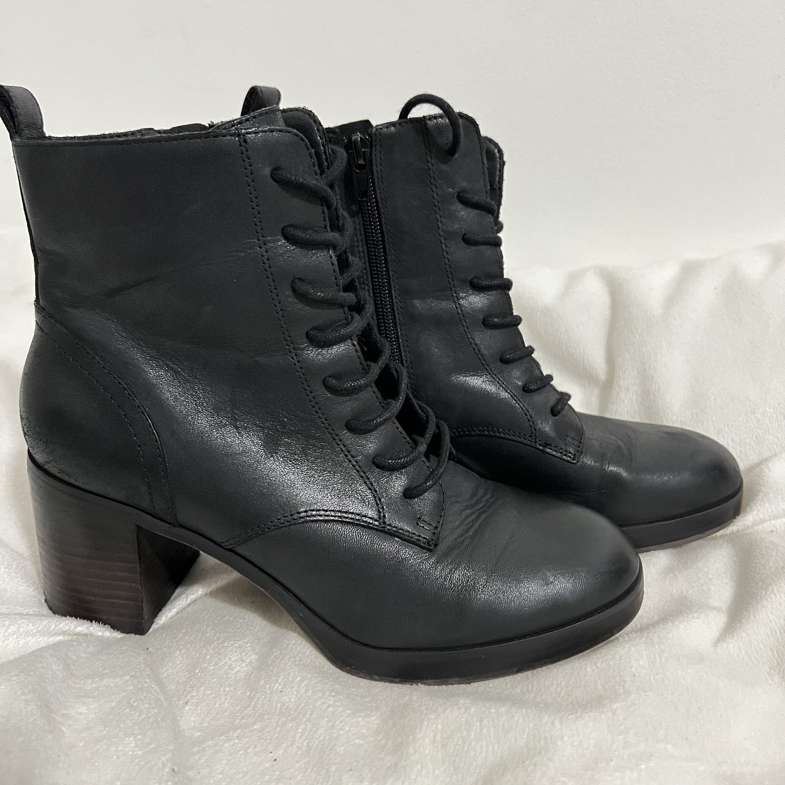 Sole Society Boots Womens Size 8.5 Leather Lace Up Block Heel Ankle Booties