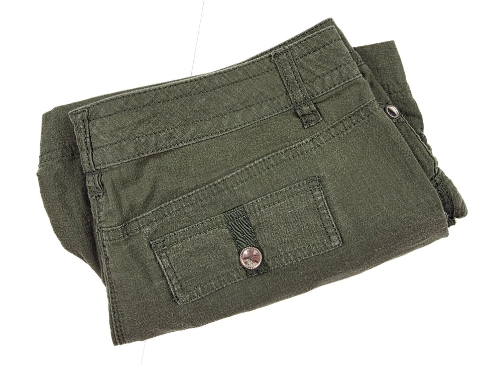 Pantalón corto de carga utilitario verde oliva White House Black Market para mujer talla pequeña 6P Foto 3 de 4