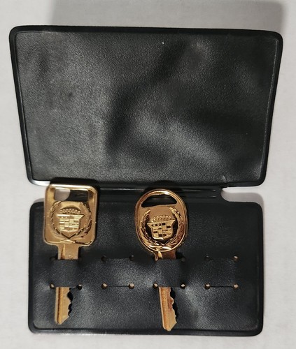 Set of 2 OEM Genuine Gold Cadillac Crest Cut Keys Ignition & Trunk (C&D)