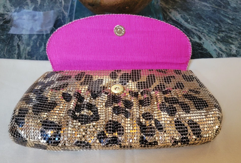 NUEVO SIN ETIQUETAS BOLSO DE MANO FELIX REY LEOPARDO NEGRO DORADO CADENA METÁLICA MALLA A PRESIÓN FORRADO ROSA Foto 3 de 4