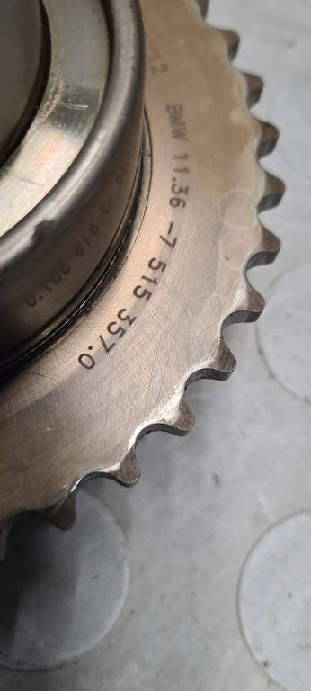 BMW X5 E53 4.6is M62 B46 Vanos Camshaft Adjuster Pulley Sprocket 